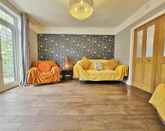 Dining Room / Sitting Room