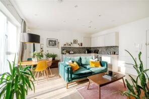 Flat 22, 2 Mulberry House, Carey Road, Wokingham RG40 2NP