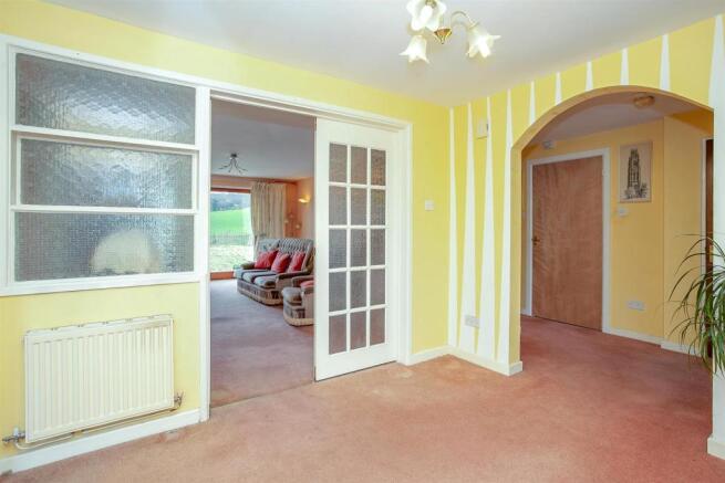 Entrance Hall 1.jpg