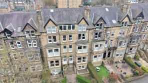 2, 93 95 Haverah Park, Valley Drive, Harrogate HG2 0DH