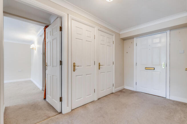 2 bed Retirement Property for sale Image 11