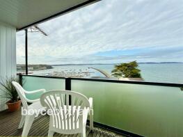 8, Heath Court, Heath Road, Brixham TQ5 9BQ