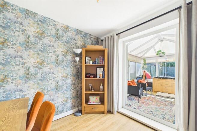 3 bed Semi-Detached for sale Image 10