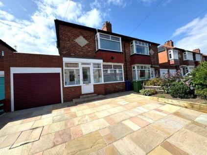 Bretton Gardens, Cochrane Park