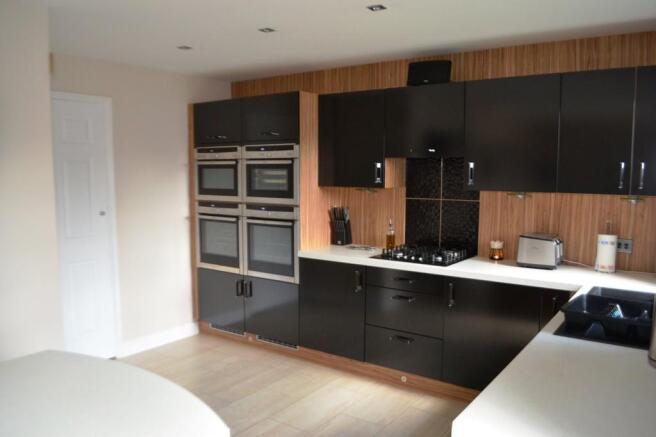 Kitchen S66 3RX