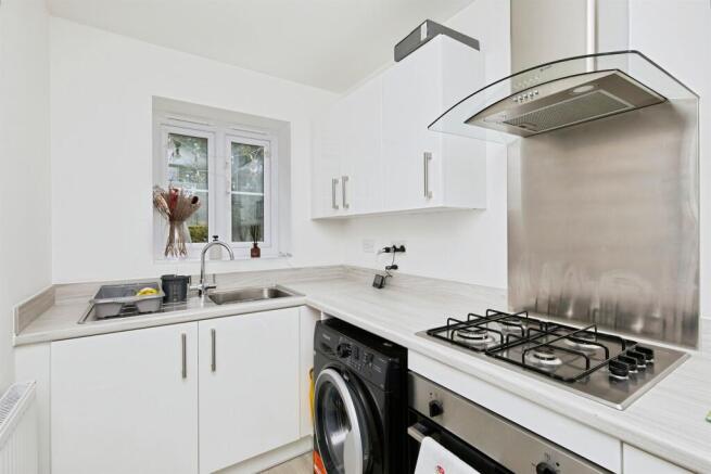 Woods Drive, Swanwick, Alfreton photo 4
