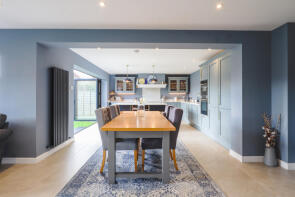 2, Rapley Avenue, Pulborough RH20 4QL