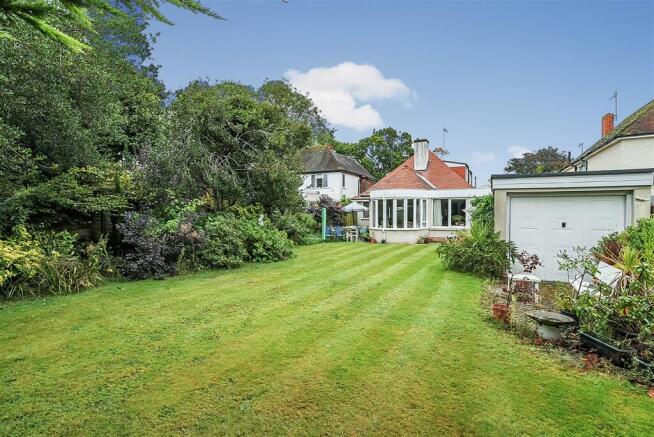 For Sale by Aspire Residential - Offington Lane