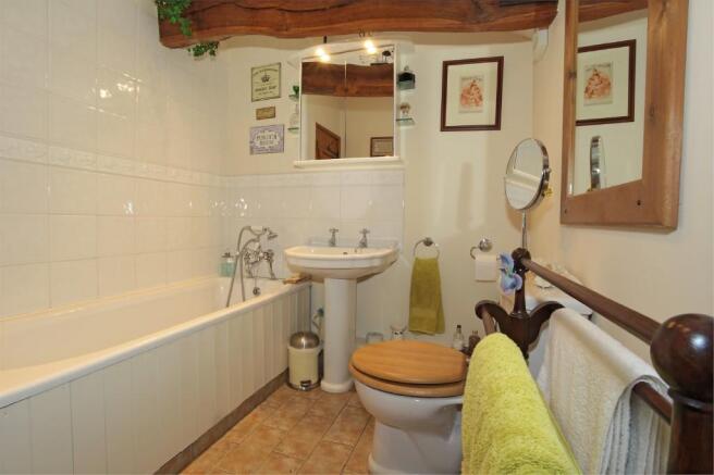 Photo 11