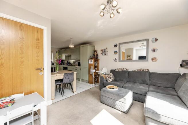 3 bed Semi-Detached for sale Image 7