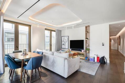 Fareham Street, London, W1F