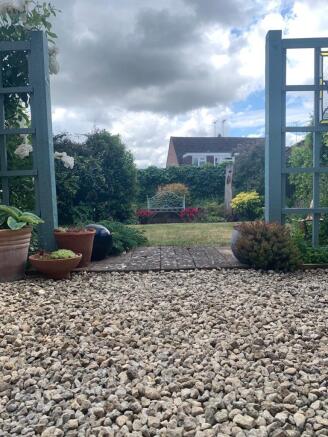 garden 2.jpg