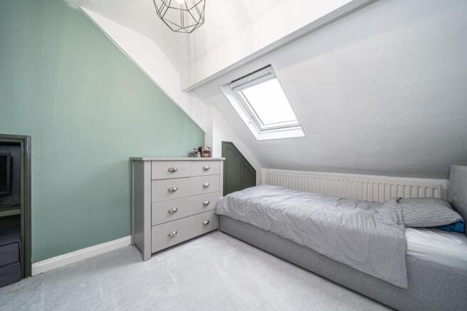 3 bed Terraced to rent Image 7