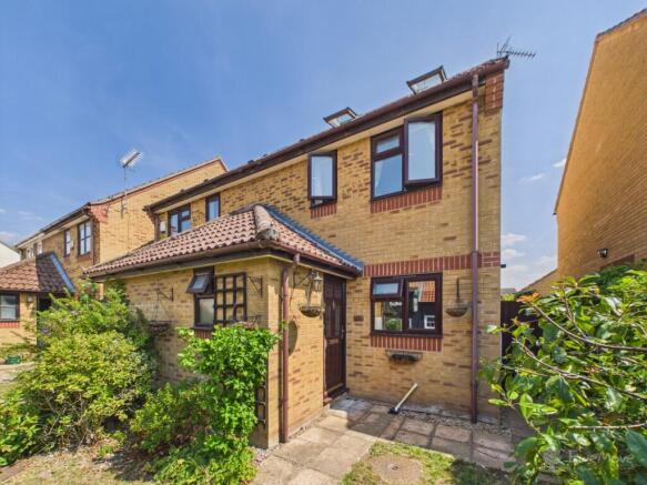 Front of House- Mark Stephens EweMove Newmarket an