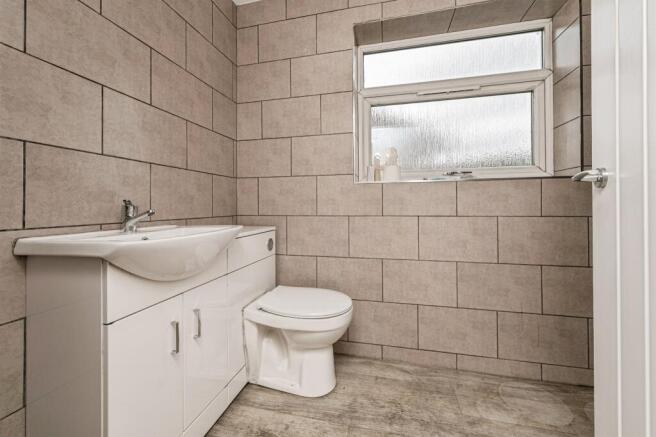 2 bed Semi-Detached Bungalow for sale Image 7