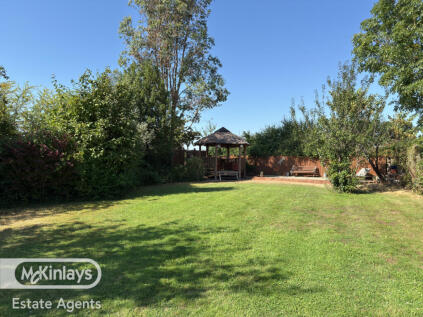 Building plot with outline permission for a 4 bed Chalet Bungalow