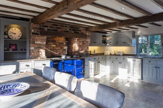 Kitchen/Breakfast Ro