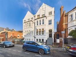 Flat 1, 18, Claremont Gardens, Surbiton KT6 4TL