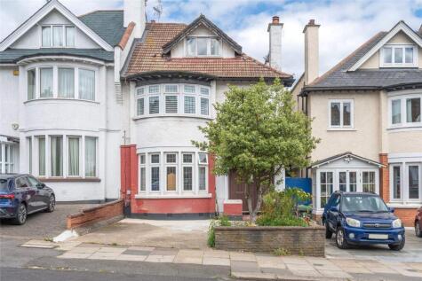 Alexandra Park Road, London, N10