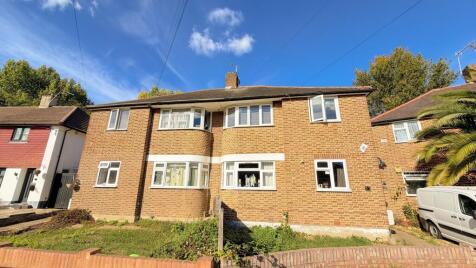 Reynolds Close, Carshalton, Surrey. SM5