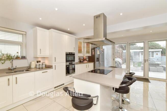 Kitchen/Diner/Lounge