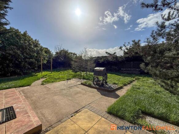 Stafford Avenue, Balderton, NG24 photo 3