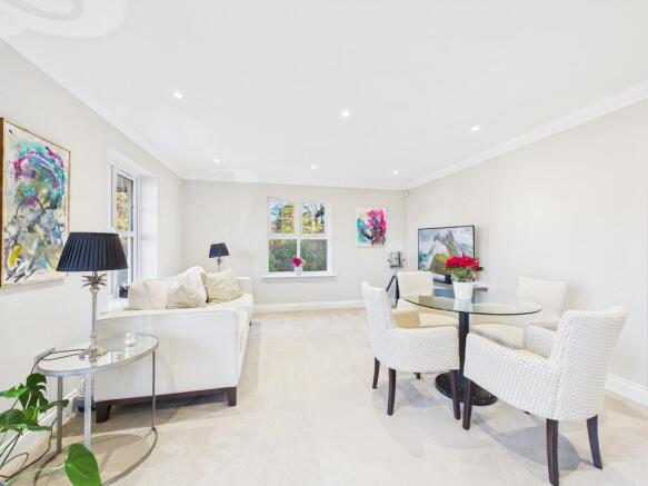 CAM04018G0-PR0394...