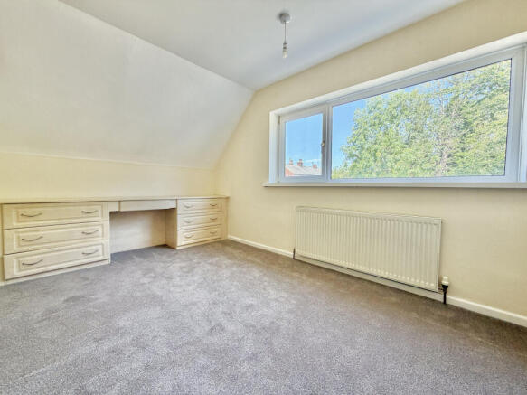 3 bed Detached to rent Image 11