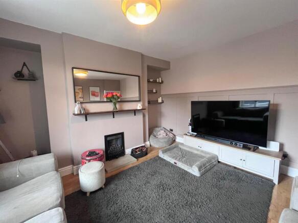 2 bed Terraced for sale Image 7