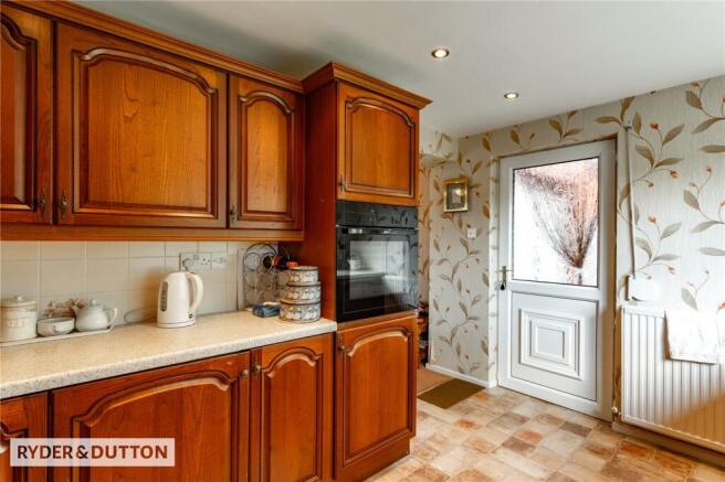 3 bed Semi-Detached for sale Image 9