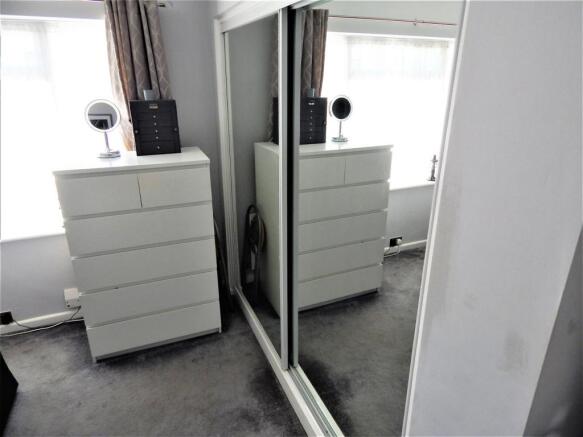 Bedroom One Fitted Wardrobes