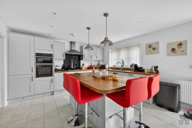 Kitchen / Family