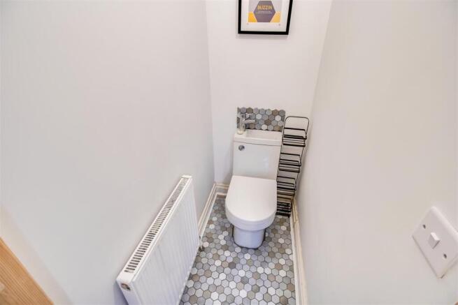 3 bed Semi-Detached for sale Image 7