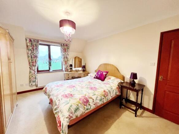 Bedroom 2 pic 2.jpg
