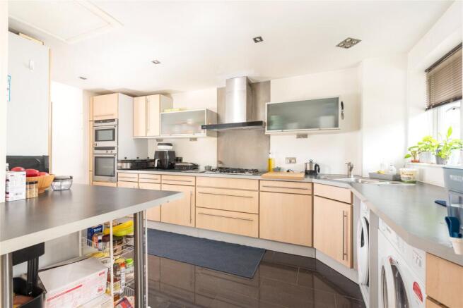 Kitchen/Breakfast Rm