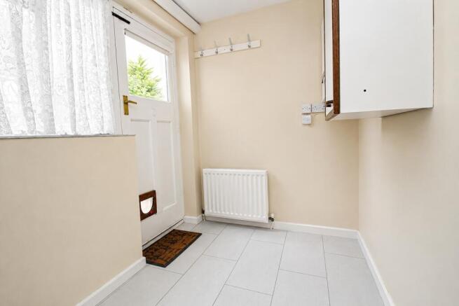 3 bed Terraced for sale Image 7