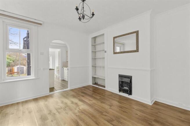 Hughenden Road, High Wycombe (no Chain) photo 4