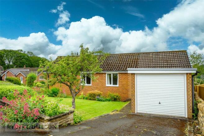 4 bed Bungalow for sale Image 5