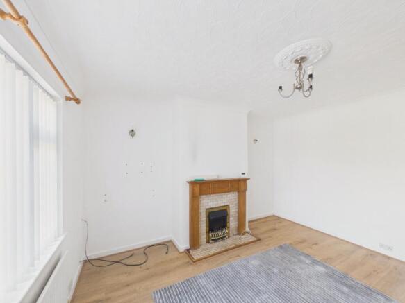 3 bed Terraced for sale Image 12