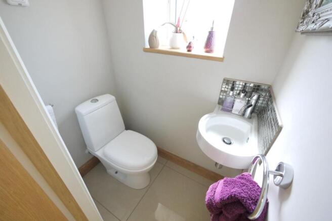 DOWNSTAIRS CLOAKROOM