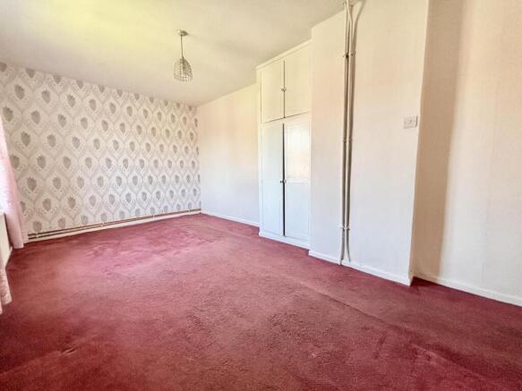 3 bed Semi-Detached for sale Image 10