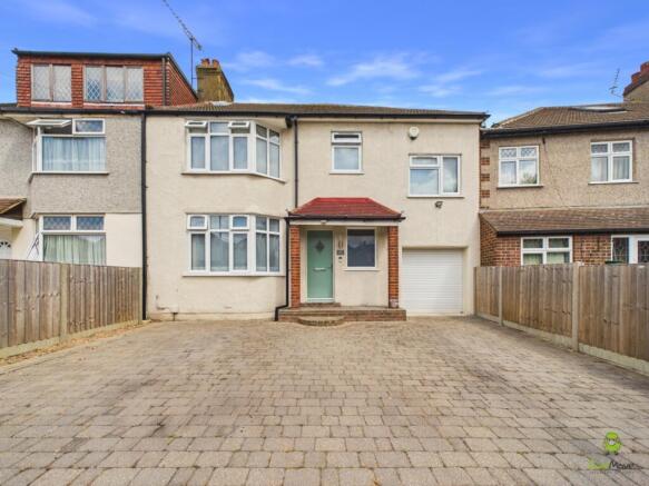 Presented by Clinton at EweMove Bexleyheath and Da