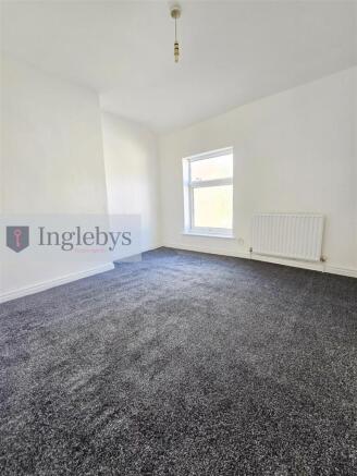 2 bed House for sale Image 7
