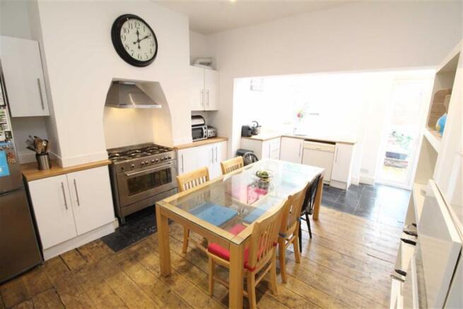 DINING KITCHEN