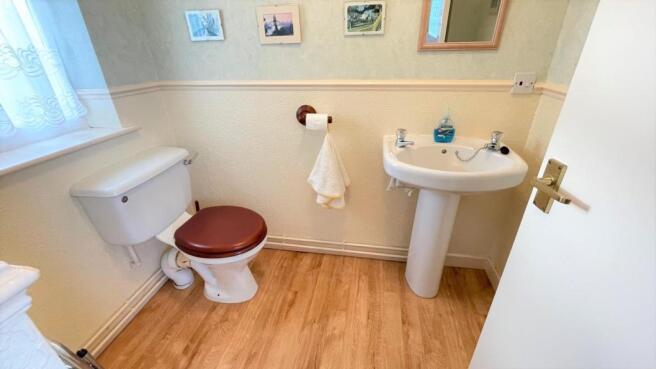 2 PIECE CLOAKROOM