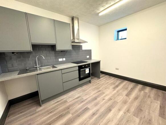 KITCHEN.jpg