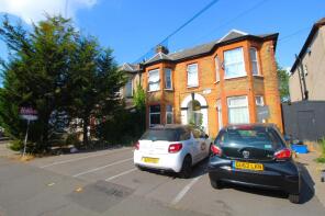 22d, Mansfield Road, Ilford IG1 3AZ