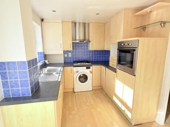 Kitchen Pic 2