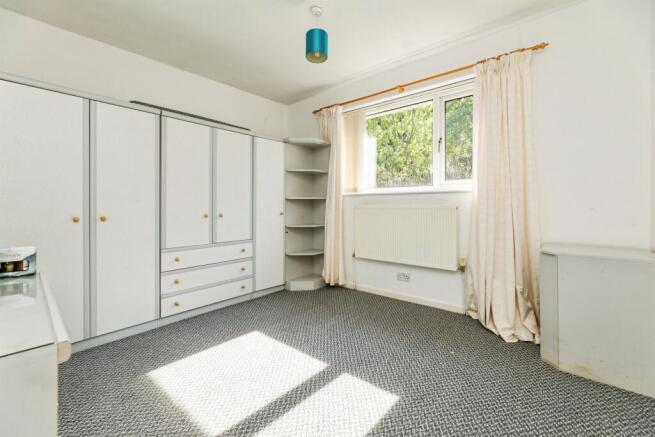 2 bed Semi-Detached Bungalow for sale Image 4