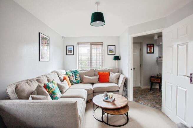 3 bed Semi-Detached for sale Image 7